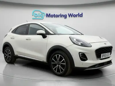 Käytetty Ford Puma Titanium 123 HP (90 kW) 2020 Valkoinen Katumaasturi