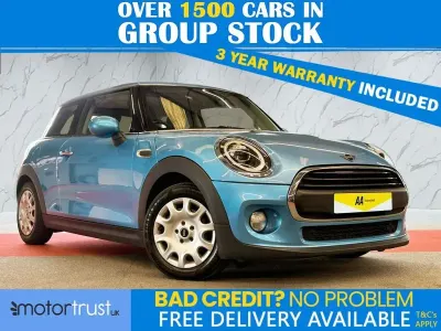 Used Mini ONE Classic 102 HP (75 kW) 2019 Blue Hatchback