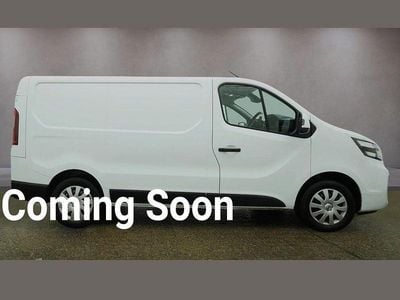 Used Nissan Primastar Acenta 110 HP (80 kW) 2022 White MPV