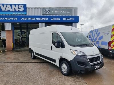 White Used 2020 Peugeot Boxer Van | £12,691 (Good price)