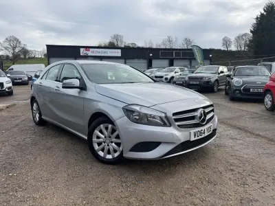 Begagnad Mercedes A180 SE 109 HK (80 kW) 2014 Silver Halvkombi