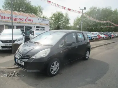 Second-hand Honda Jazz S 90 CP (66 kW) 2011 Negru Hatchback