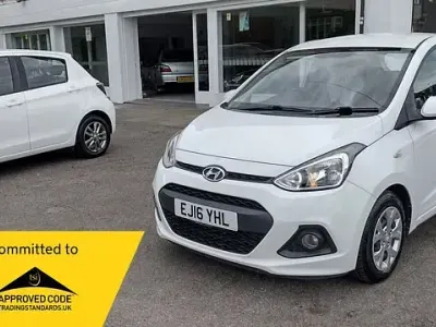 Used Hyundai i10 SE 2016 White Hatchback