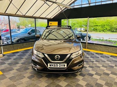 Used Nissan Qashqai Acenta Premium 115 HP (84 kW) 2019 Bronze SUV