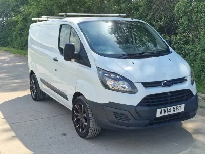 Used Ford Transit Custom 100 HP (73 kW) 2014 White Van