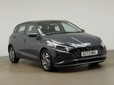 Used Hyundai i20 Advanced 100 HP (73 kW) 2024 Grey Hatchback