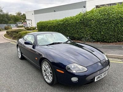 Used Jaguar XKR Supercharged 400 HP (294 kW) 2005 Blue Coupe
