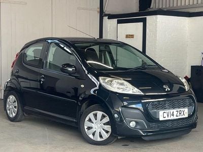 Begagnad Peugeot 107 Active 68 HK (50 kW) 2014 Svart Halvkombi