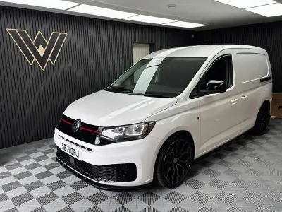 Used VW Caddy 102 HP (75 kW) 2022 White MPV
