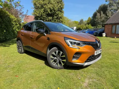 Used Renault Captur Iconic 2020 Orange SUV