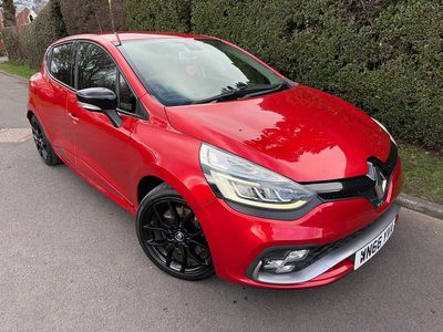 Used Renault Clio IV 2016 Red Hatchback