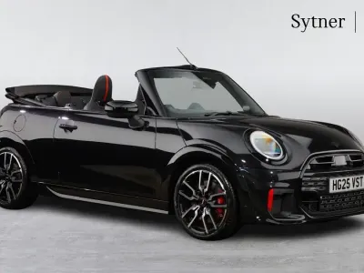 Usado Mini John Cooper Works 228 CV (167 kW) 2025 Negro Utilitario