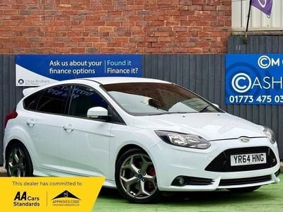 Used Ford Focus ST 250 HP (183 kW) 2014 White Hatchback