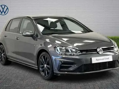 Usado VW Golf VII R-line 150 HP (110 kW) 2019 Cinzento Citadino