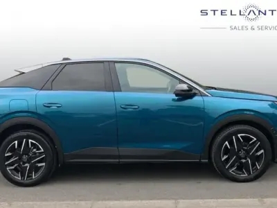 Gebraucht Peugeot 3008 Allure 134 PS (98 kW) 2025 Blau SUV