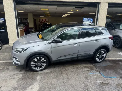 Used Vauxhall Grandland X Sport 130 HP (95 kW) 2019 Grey SUV