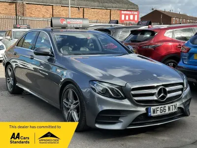 Gebraucht Mercedes E220 AMG line 2016 Grau Limousine