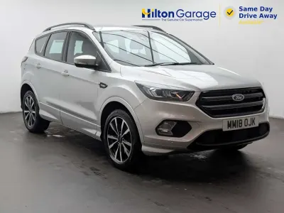 Używany Ford Kuga ST-Line 120 KM (88 kW) 2018 Srebrny SUV