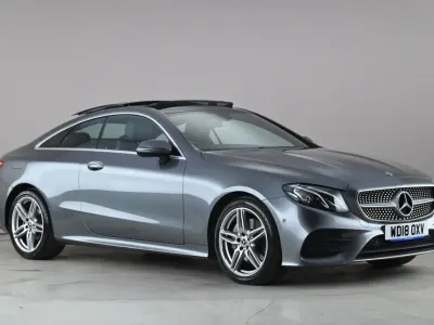 Gebraucht Mercedes E220 AMG Line Premium 2018 Grau Coupé