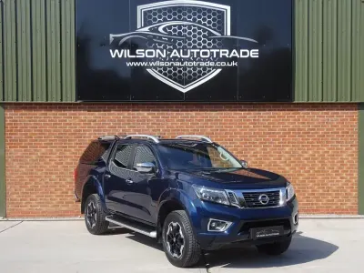 Begagnad Nissan Navara Tekna 190 HK (139 kW) 2021 Blå Pickup