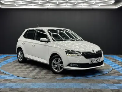 Used Skoda Fabia SE 2019 White Hatchback
