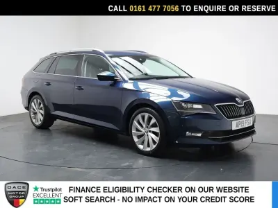 Used Skoda Superb SE L Executive 150 HP (110 kW) 2019 Blue Estate