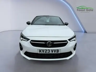 Used Vauxhall Corsa 74 HP (54 kW) 2023 White Hatchback