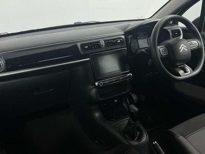 Used Citroën C3 PureTech 83 HP (61 kW) 2022 White Hatchback