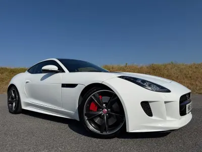 Used Jaguar F-Type Supercharged 380 HP (279 kW) 2015 White Coupe