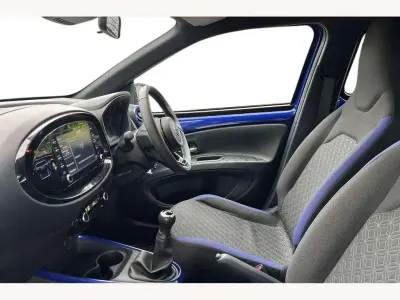 Used Toyota Aygo X 72 HP (52 kW) 2023 Blue SUV