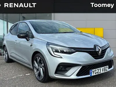 Used Renault Clio RS Line 140 HP (102 kW) 2023 Silver Hatchback