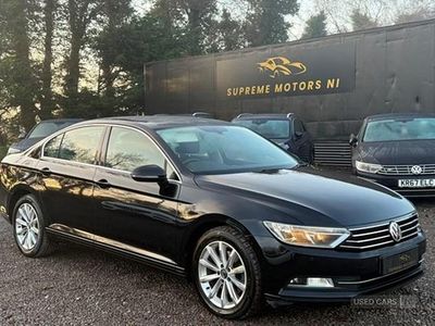 Black Used 2015 VW Passat SE Sedan | £8,990 (Fair price)