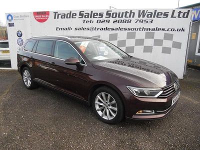 Red Used 2015 VW Passat Business Estate | £8,495 (Fair price)