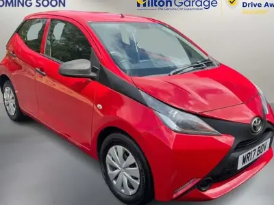 Second-hand Toyota Aygo 68 CP (50 kW) 2017 Roșu Hatchback