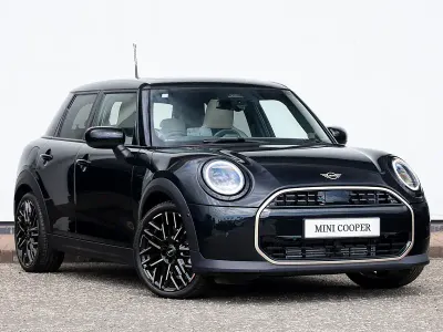 Novo Mini Cooper Exclusive 114 kW (156 HP) 2026 Preto Citadino