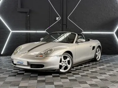 Usado Porsche 986 Boxster 220 HP (161 kW) 2002 Prateado Cabrios