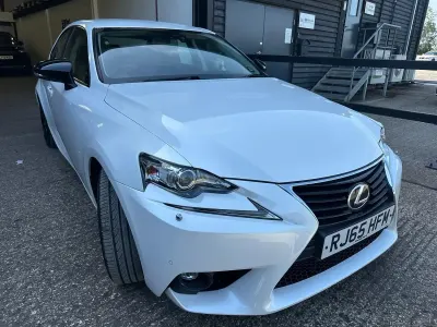 Used Lexus IS300h