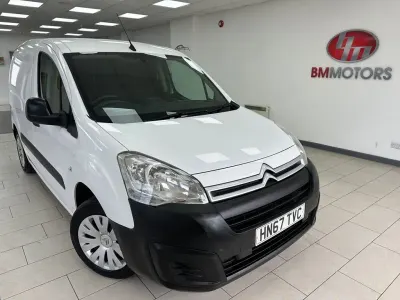 Used Citroën Berlingo 75 HP (55 kW) 2017 White MPV