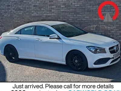 Usado Mercedes CLA180 AMG line 122 HP (89 kW) 2018 Branco Sedan