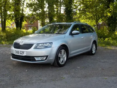 Used Skoda Octavia SE Technology 110 HP (80 kW) 2016 Silver Estate