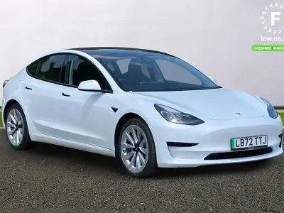 Used Tesla Model 3 RWD 235 kW (320 HP) 2022 White Sedan