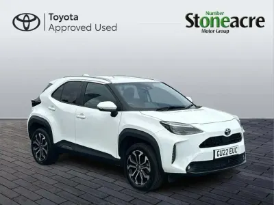Used Toyota Yaris Cross Design 113 HP (83 kW) 2022 White SUV