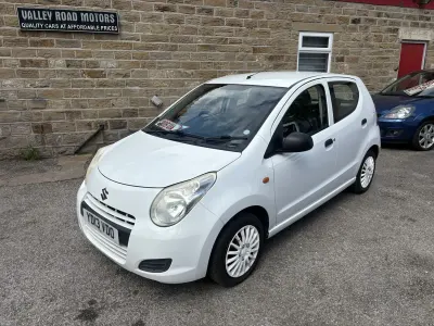 Używany Suzuki Alto 68 KM (50 kW) 2013 Biały Hatchback