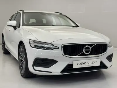 Used Volvo V60 Momentum 161 HP (118 kW) 2022 Estate