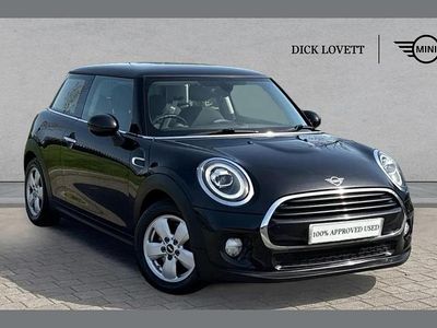 Used Mini Cooper Classic 134 HP (98 kW) 2019 Black Hatchback