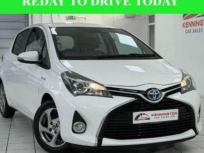 Used Toyota Yaris Hybrid 2016