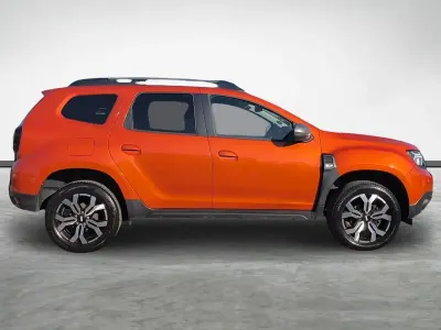 Used Dacia Duster Journey 89 HP (65 kW) 2023 Orange SUV