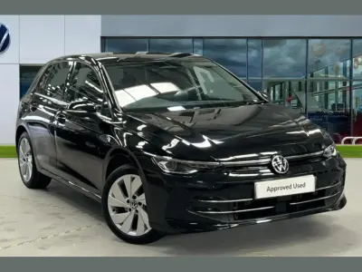 Used VW Golf VIII Style 147 HP (108 kW) 2025 Black Hatchback