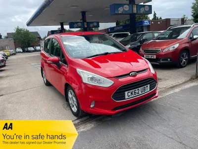 Used Ford B-MAX Zetec 105 HP (77 kW) 2012 Red MPV