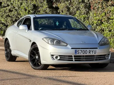 Usado Hyundai Coupé 2008 Plateado Coupe